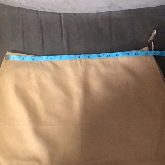 Leather suede skirt - Picture 6 of 8